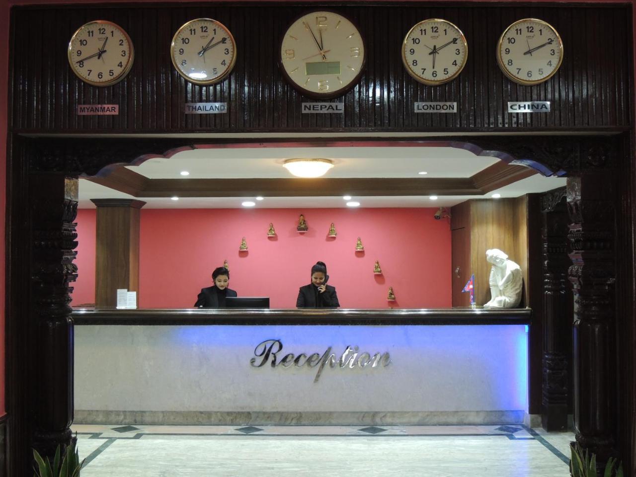 Hotel Nirvana Bhairāhawā Bagian luar foto