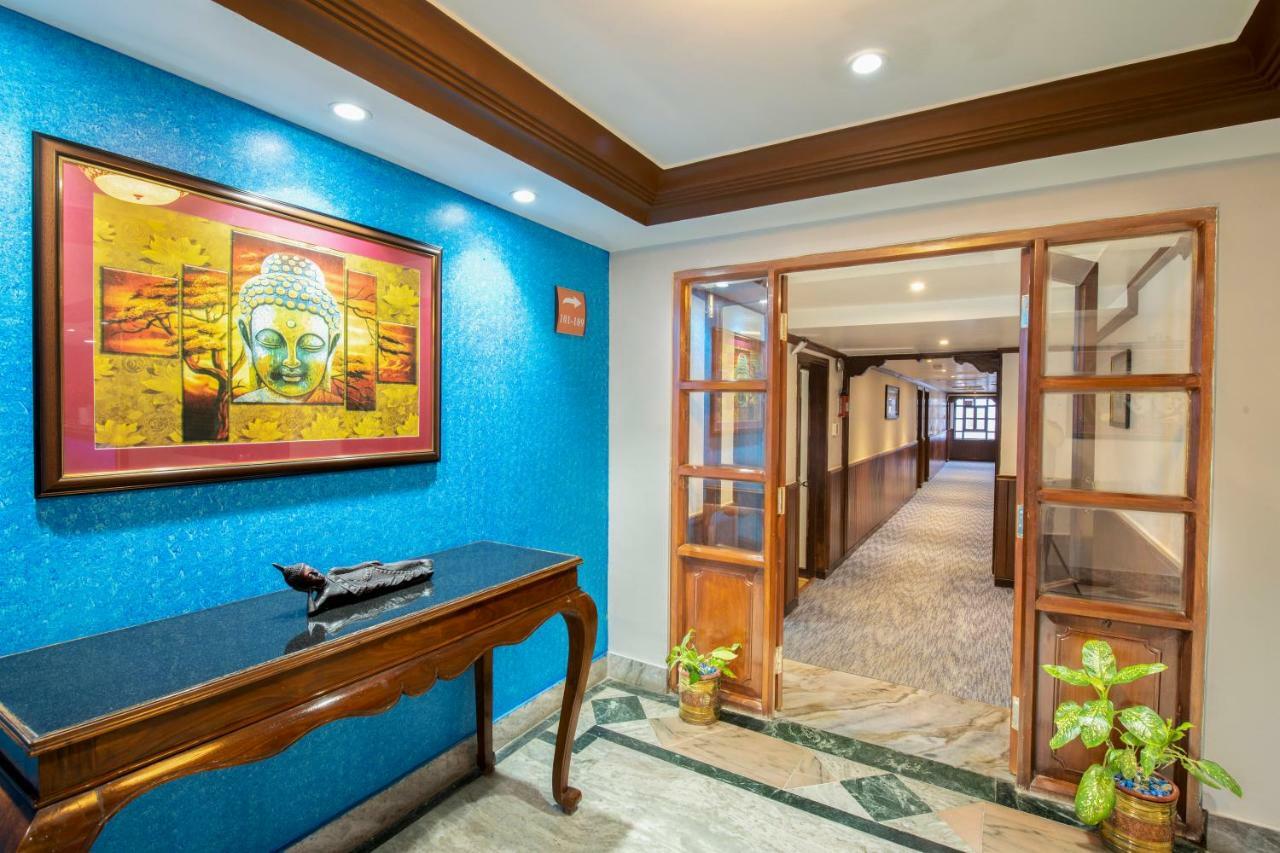 Hotel Nirvana Bhairāhawā Bagian luar foto