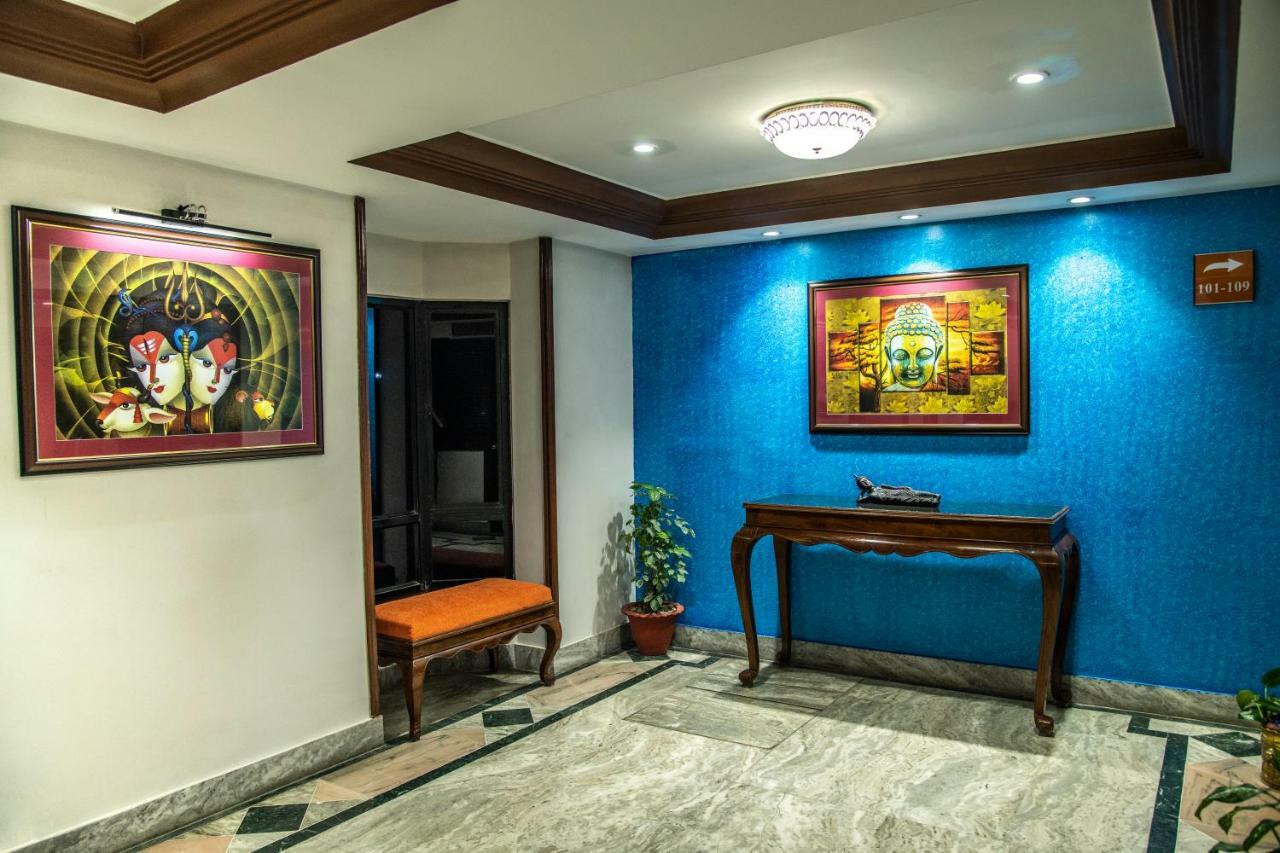 Hotel Nirvana Bhairāhawā Bagian luar foto