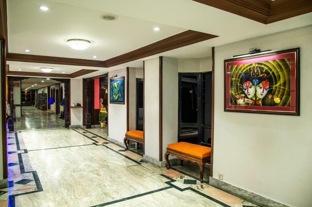 Hotel Nirvana Bhairāhawā Bagian luar foto